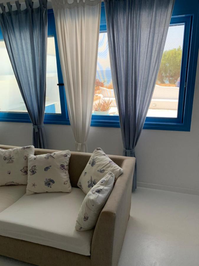 Blue Sea Villa & Apartments Makrýgialos Buitenkant foto