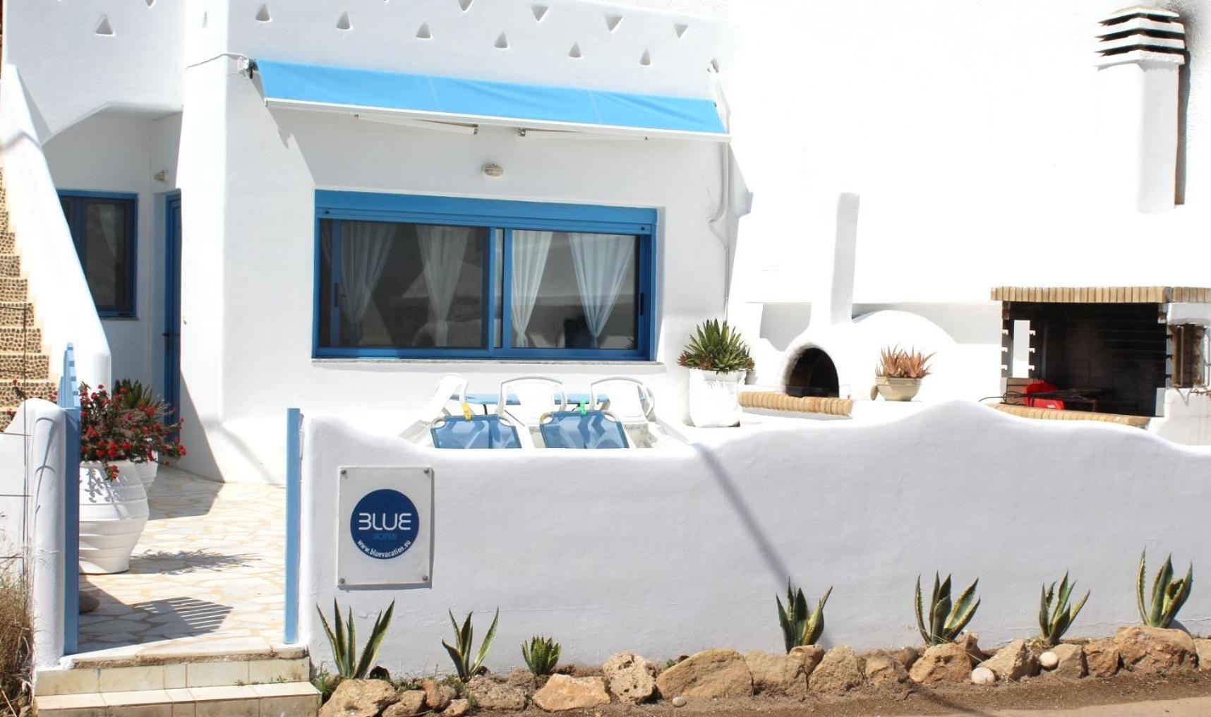 Blue Sea Villa & Apartments Makrýgialos Buitenkant foto